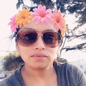 Meet your Posher, Gabriella